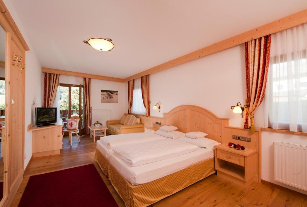 Hotel Digon Ortisei Cameră foto